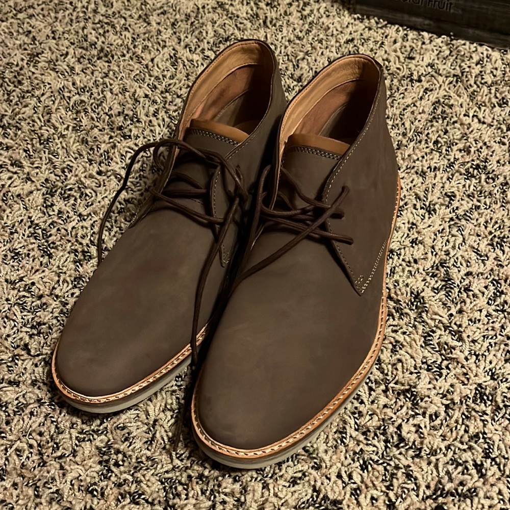 Clarks Atticus Limit Taupe Nubuck